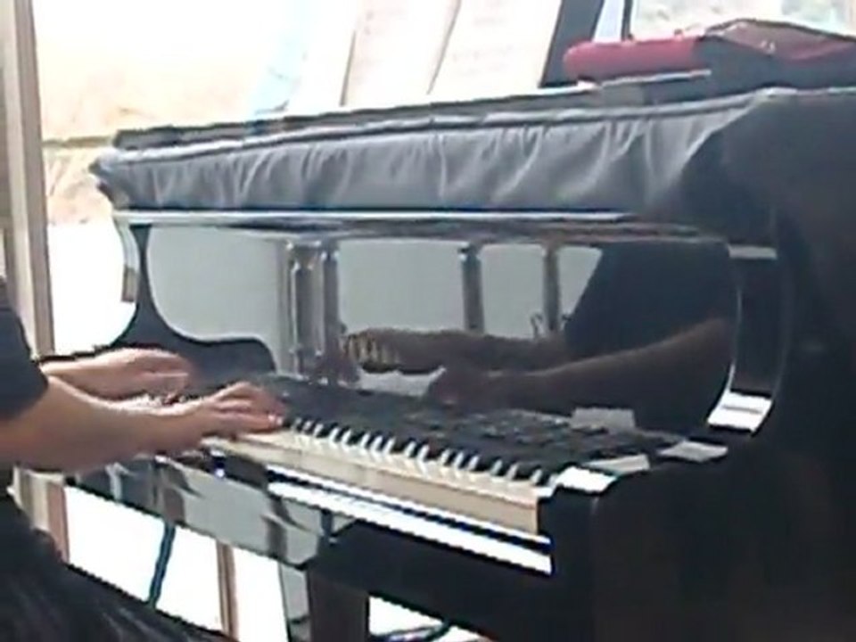 Gymnopedie by Satie, played by Sachiko Mori