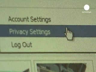 New Facebook worm threatens user security