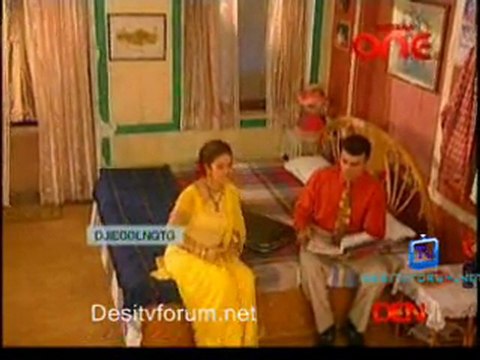 Woh Rehne Wali Mehlon Ki - 6th January 2012 - Part2