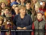 Merkel sings for charity - no comment