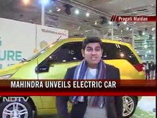 Auto Expo: Maruti unveils the Ertiga and Mahindra's Green plans