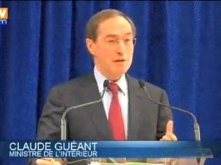 Une lettre contrarie les projets électoraux de Claude Guéant à boulogne (BFM TV)