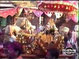 Marathi Song - Kamalatun Kali Aali Jashi Khulun - Kalubai Mazi Khelte Phugadi