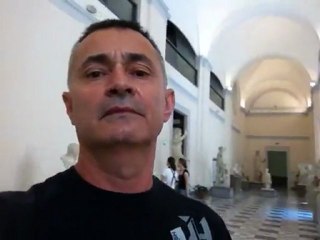 Roman male naked statue and me @ national archeology museum Napoli