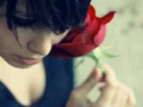 EDİP AKBAYRAM - ELİMDEYDİ GÜL