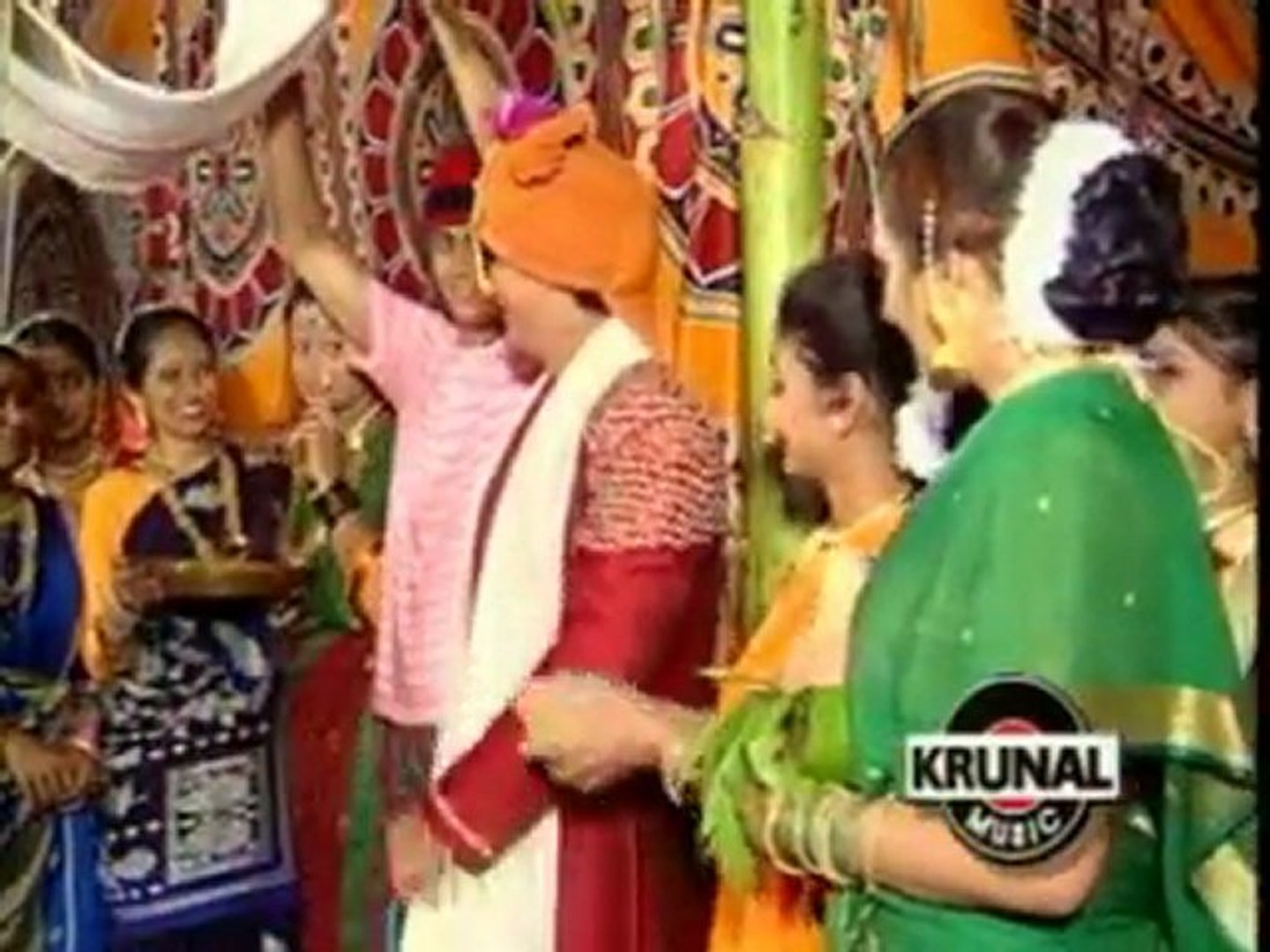 Rus katta eshaklar bilan onlayn porno