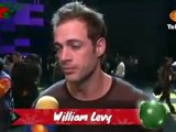 William Levy (@Willylevy29 ) mantiene las tradiciones .- Navidad con las estrellas