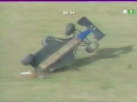 Formule 1 Europe 1999 Huge crash Diniz en français (Kiosque)