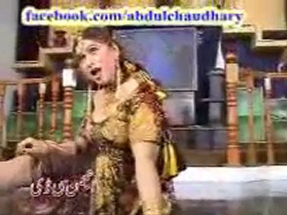 spicy anjuman shahzadi mujra 31