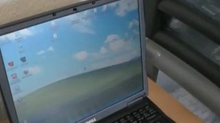 Windows XP booting up on the Dell Latitude C640