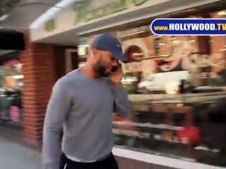 Common Takes a Walk in Beverly Hills