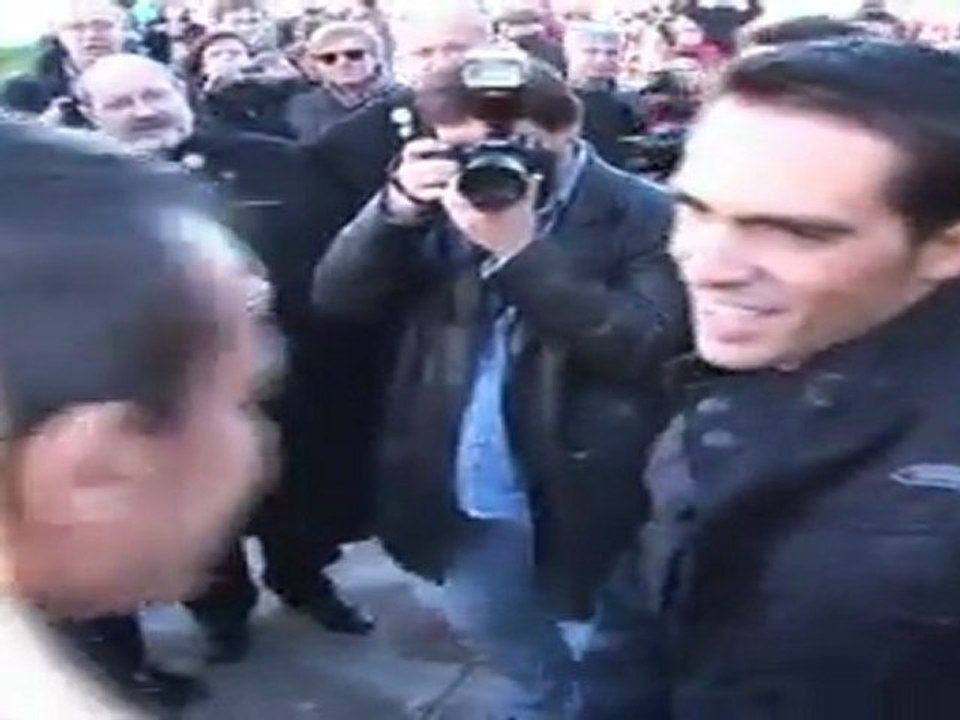 Contador recibe 135 kilos de miel, su peso y el de sus bicicletas