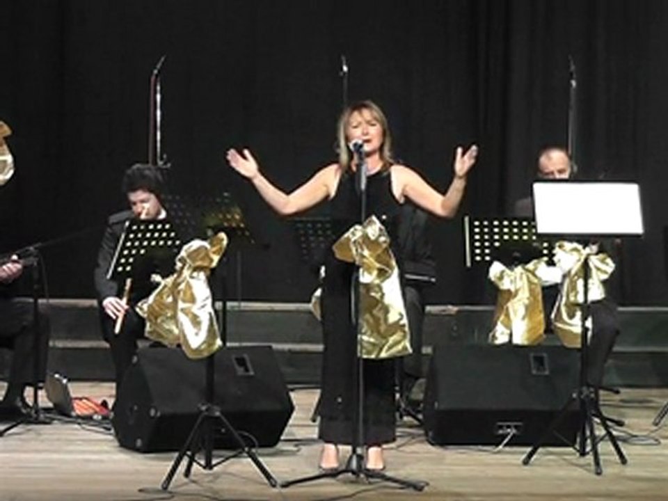 Hatice Urşan - Başka  Söz Söylemem Aşktan Yana Ben