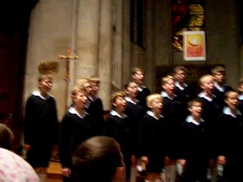 Les Petits Chanteurs à la Croix de Bois Paris Paname Crépy en Valois le 02 juin 2006