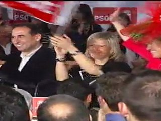 Chacón da el paso y Rubalcaba pide una sola voz