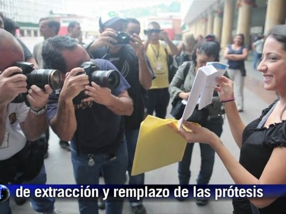 Venezuelanas pedem substituição de próteses
