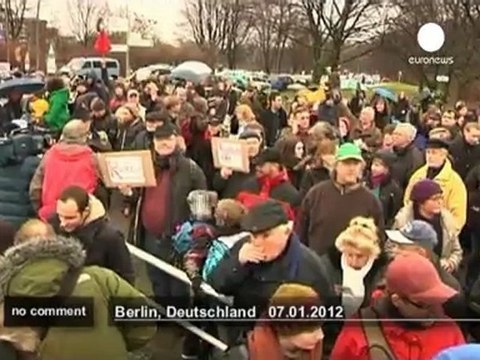 Shoe-in in front of German president's office - no comment