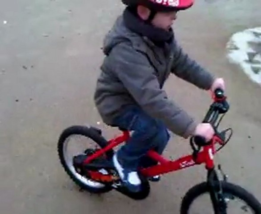 Eliott vélo