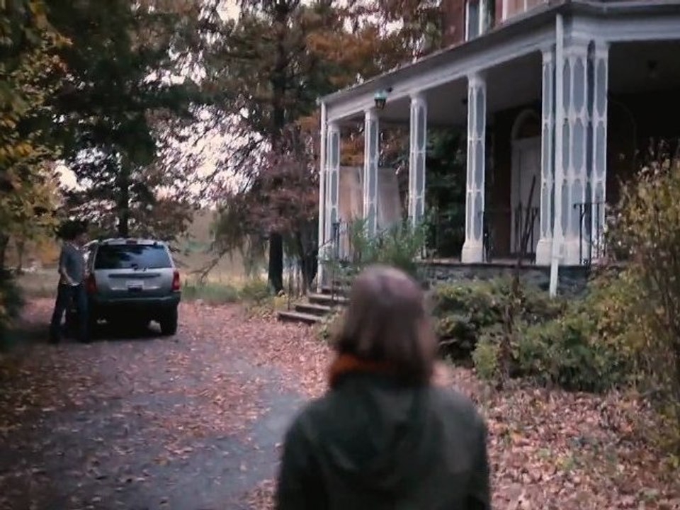 Silent House Official Trailer 1