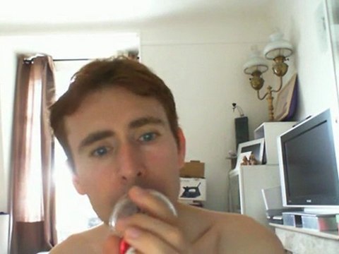 Wiwi égratigne aimer ce qui s'enfuit