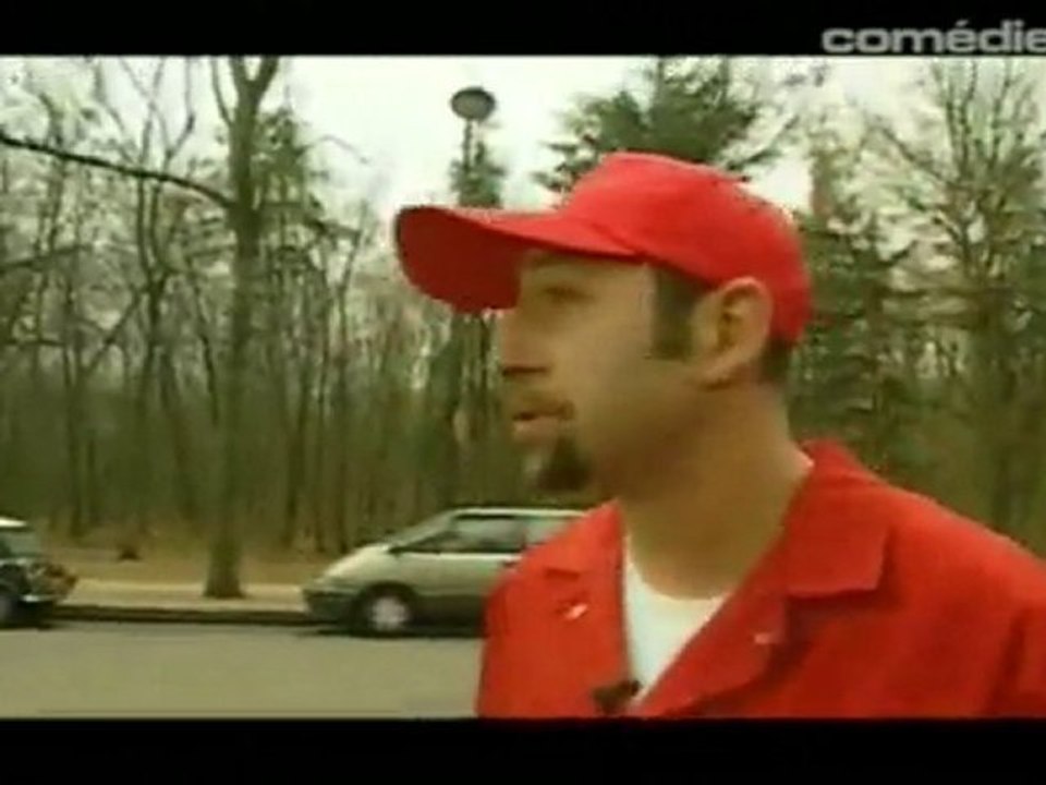 Kad et Olivier - Yvon Latoufik, Crieur De Pub