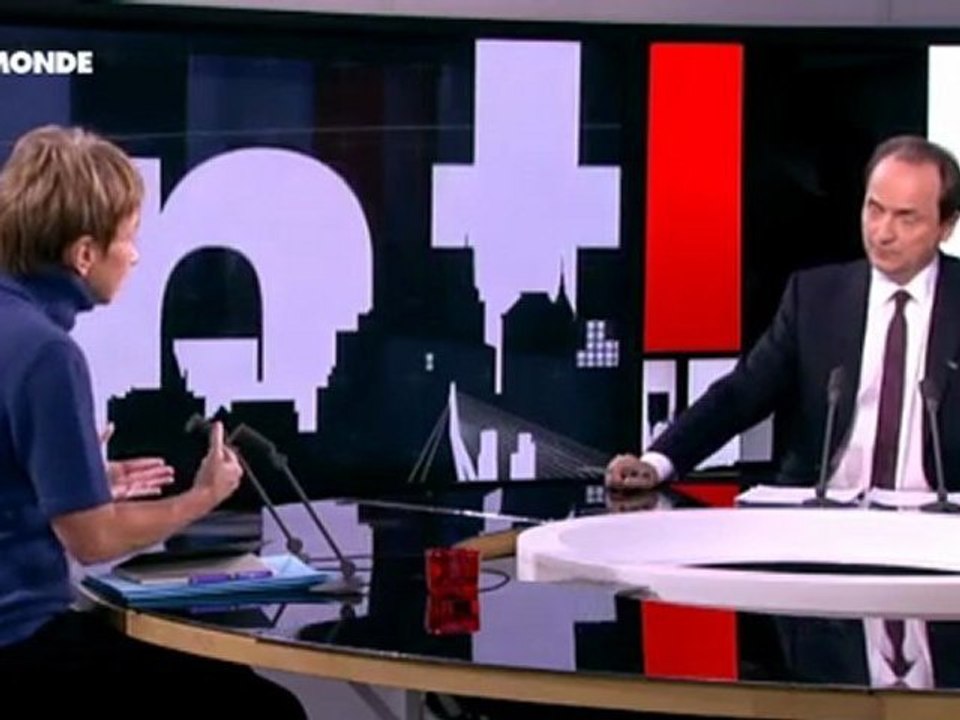 Laurence Parisot - TV5Monde - 08/01/2012 Partie 1