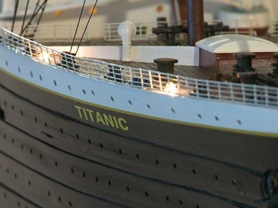 De nouveaux objets du Titanic mis aux enchères 100 ans après son naufrage