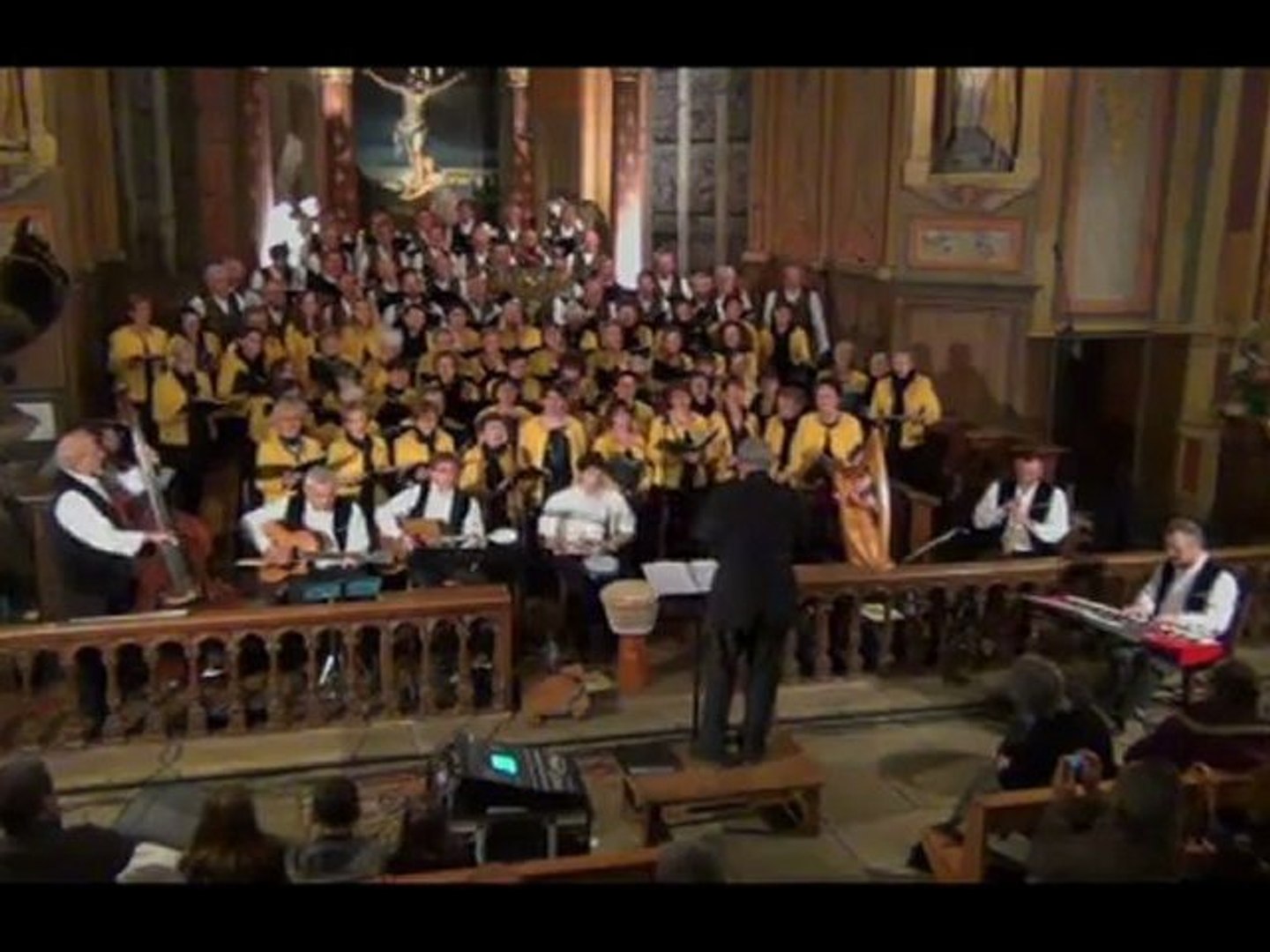 Ensemble Choral du Bout du Monde : Sant Yago - Vidéo Dailymotion