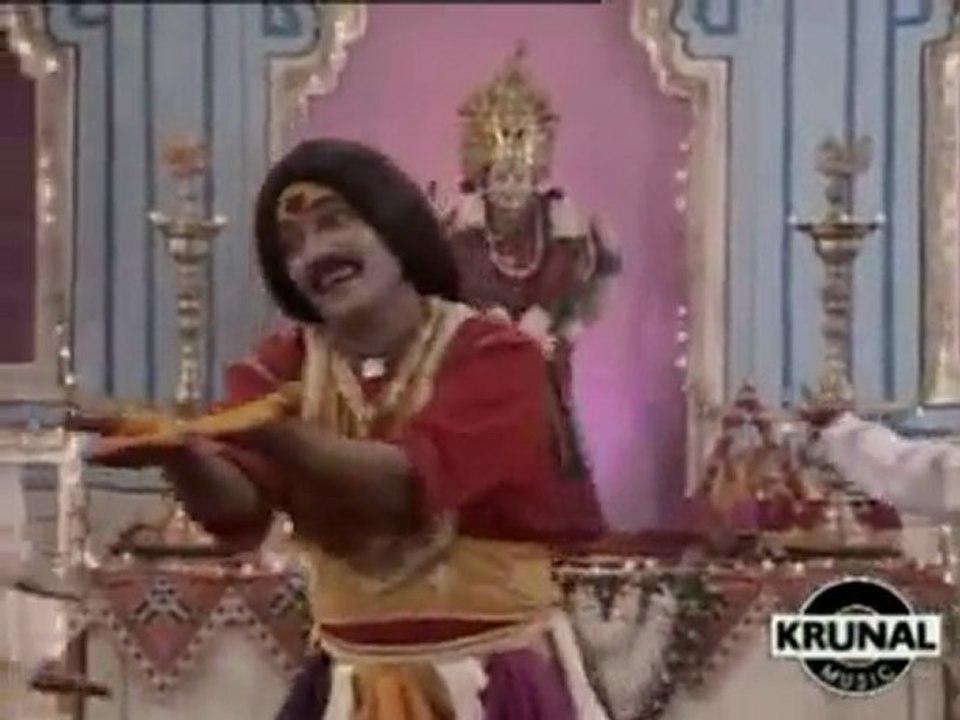 Marathi Song - Yallu Mazi Ladachi - Saundatichi Yallama Khelte Phugadi