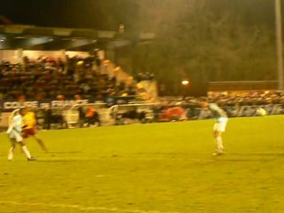 Coupe de France (AS Vitré - Tours) : frappe de François Masson