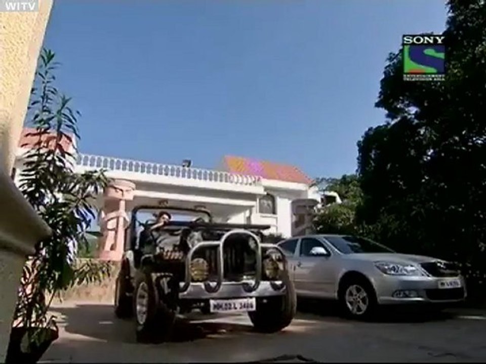 UdayVeer Scenes 9th January - Uday Blackmails Manyata