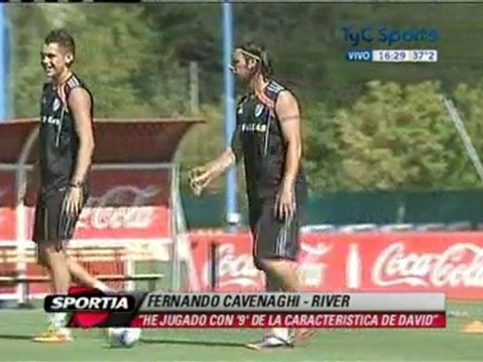 Cavenaghi: "Nuestro objetivo no es el superclasico"