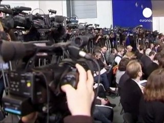 Sarkozy and Merkel hold first 2012 crisis talks