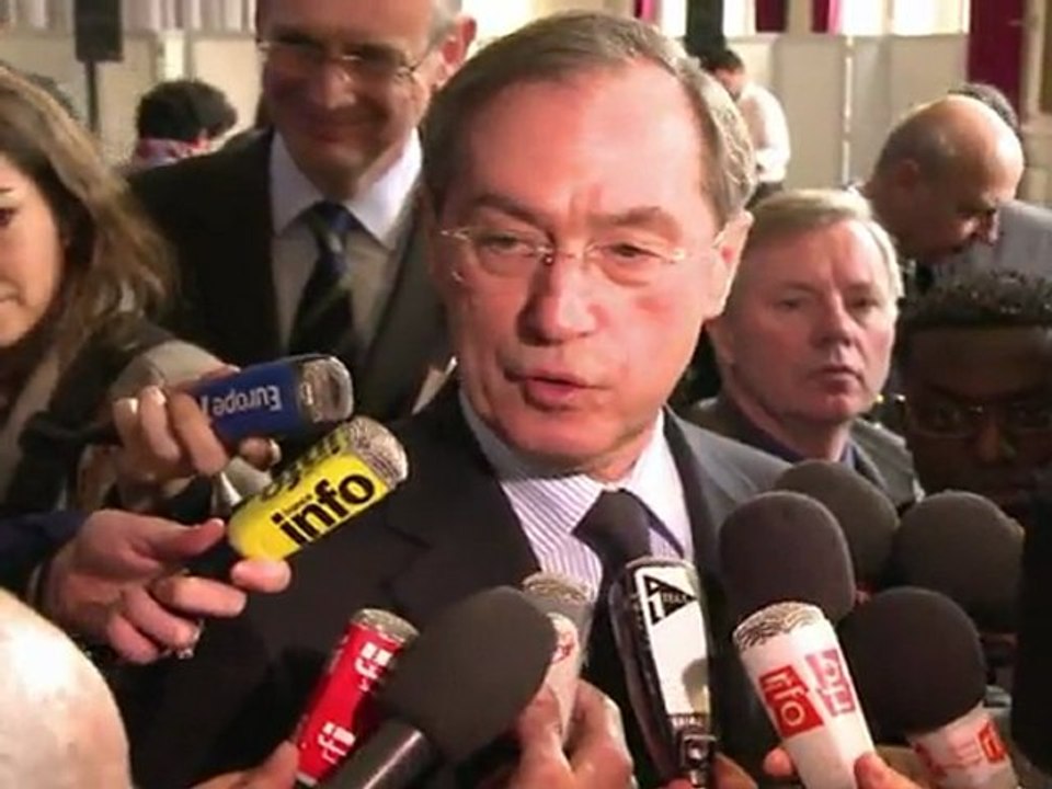 Présidentielle: Guéant durcit le ton sur l'immigration