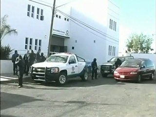 Mexico police find 15 bodies
