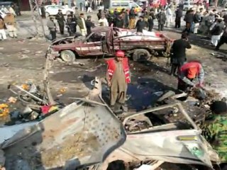 Atentado no Paquistão deixa 35 mortos