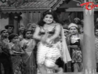 NTR Old Songs | Chikkadu Dorakadu Songs | O Labbi | NTR | Jayalalitha