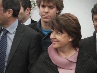 Interview : Martine Aubry présente ses voeux : "je suis la première des militantes"