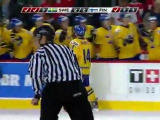 Sweden vs. Finland (SF) - 3 January 2012 - 2012 IIHF World Junior Championship