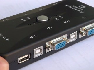 Switch vga kvm usb monitor mouse tastiera video sdoppiatore box 4 porte posti