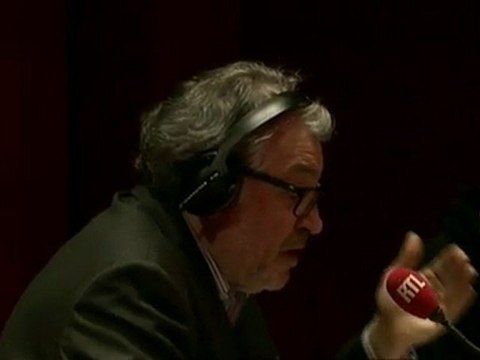 Serge July : Nicolas Sarkozy à contrepied