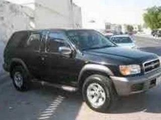 Nissan Pathfinder 2005-Black for sale in Qatar