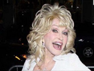 OMG!! Dolly Parton Stuns at ‘Joyful Noise’ Premiere [VIDEO REPORT]