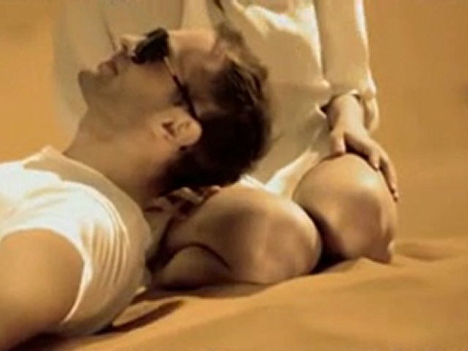 AKCENT_-_LOVE_STONED_new mp4