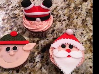 Cupcake Ideas Happy Holiday Cupcakes and BBQ in Dessert Form