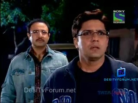 Parvarish Kuch Khatti Kuch Meethi - 11th January 2012 Video p4