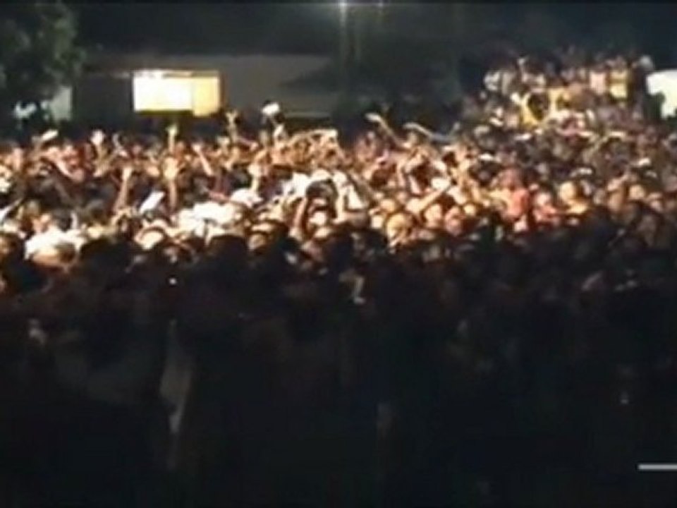 Sandra Echeverria en concierto x Haiti