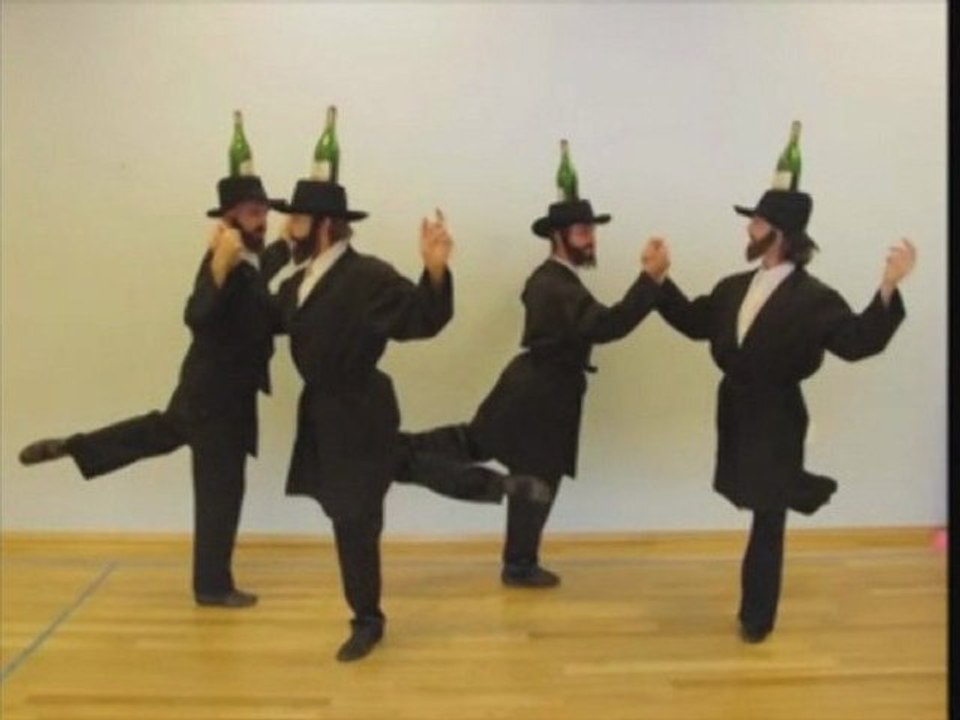 Funny Melodies   -  Yiddishe Tsu Bin Ich Mishuger