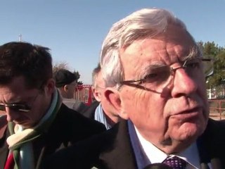 Jean Pierre Chevènement visite le site Arkema de Fos-sur-Mer