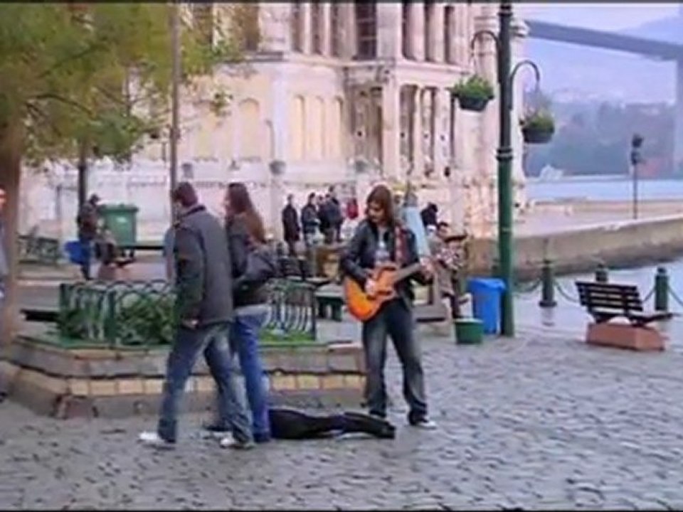 Cem Altıntaş - Aşık Oldum Galiba (2009)
